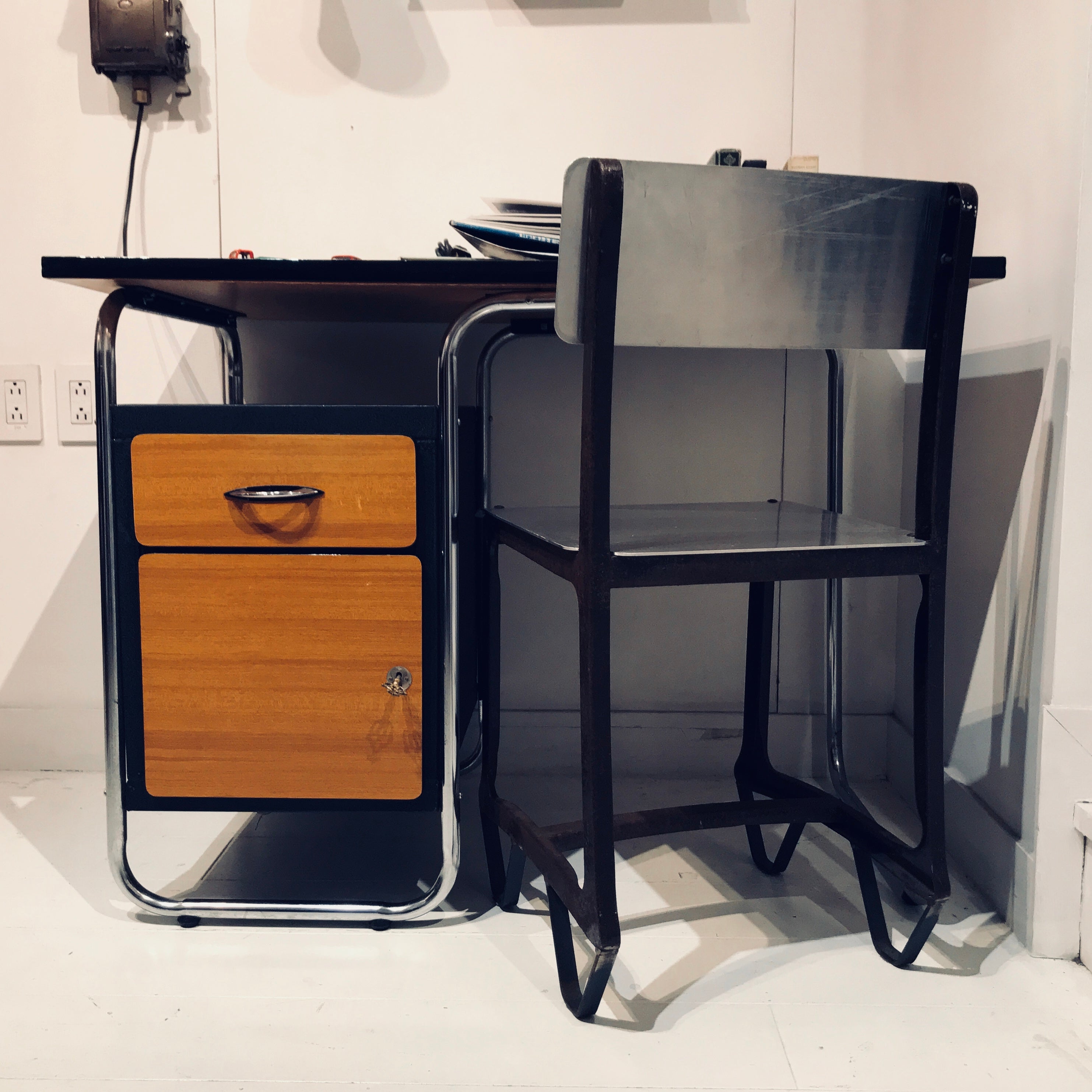 ③　英国　イギリス　ロイズアンティークス　ハイバックチェア　高浮き彫り　GY ① 英国 イギリス ロイズアンティークス ハイバックチェア 高浮き彫り GY