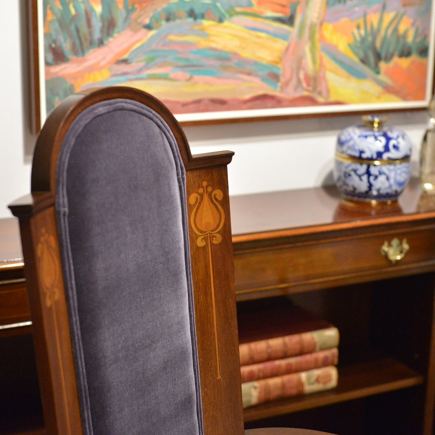 メ*ジ様 イタリア製　アールヌーヴォー様式サイドチェア　彫刻/アンティーク様式 メ*ジ様 イタリア製 アールヌーヴォー様式サイドチェア 彫刻