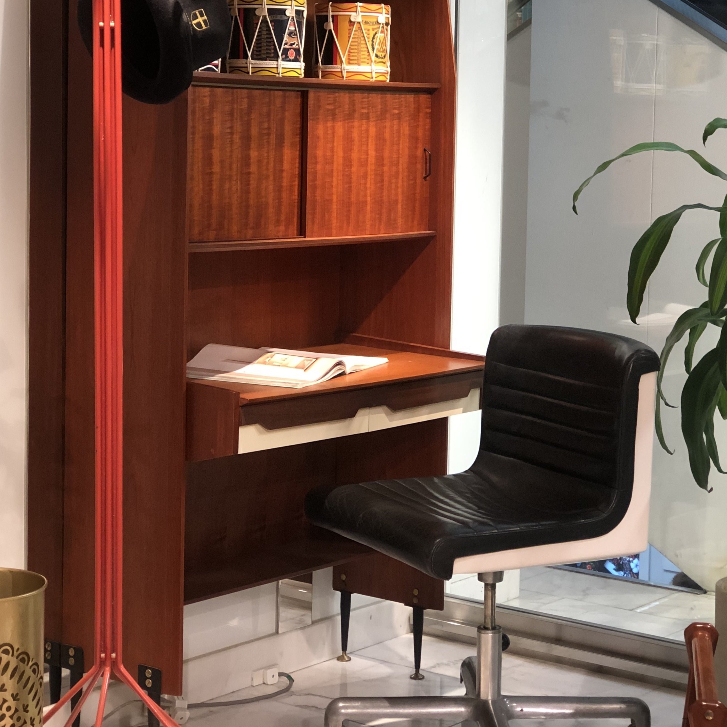 Ettore Sottsass | ロイズ・アンティークス | ヨーロッパの