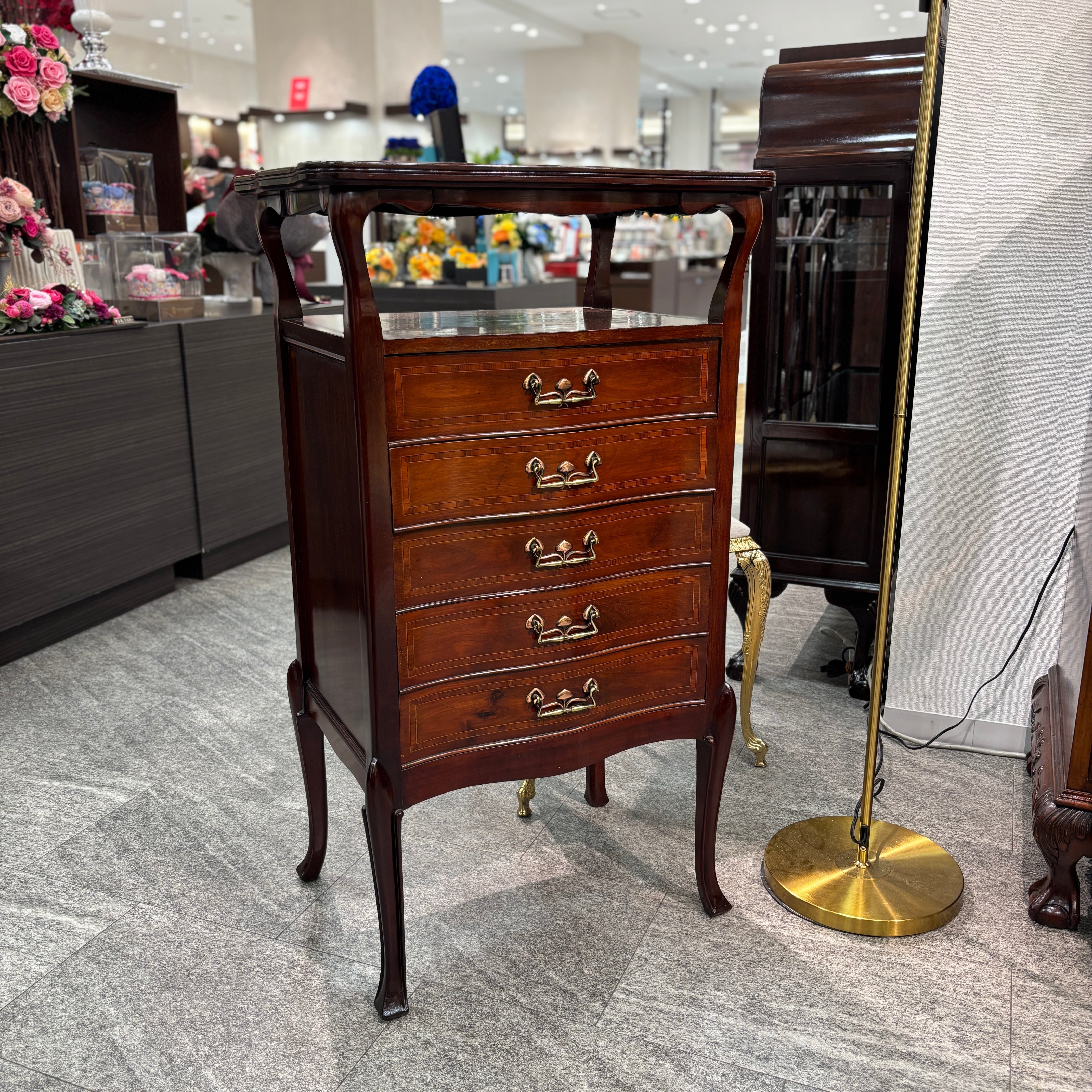 イギリス アンティーク 家具 ミュージックキャビネット 楽譜入れ 6964c 楽譜のための家具、ミュージックキャビネット | ロイズ・アンティークス