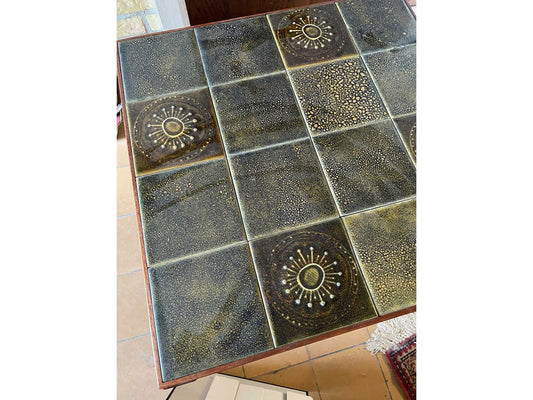 タイルトップサイドテーブル