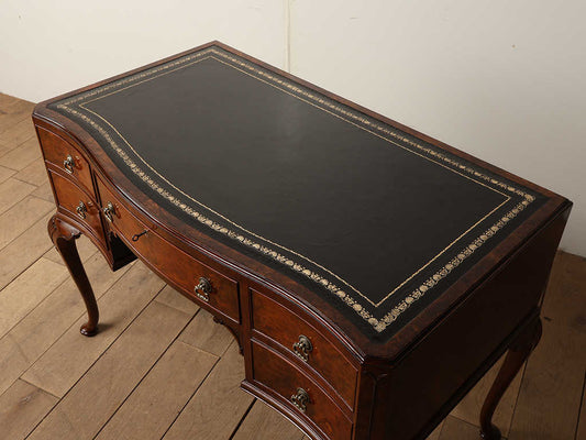 Q/Aレザートップデスク