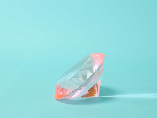 ピンクペーパーウエイト ダイヤモンド