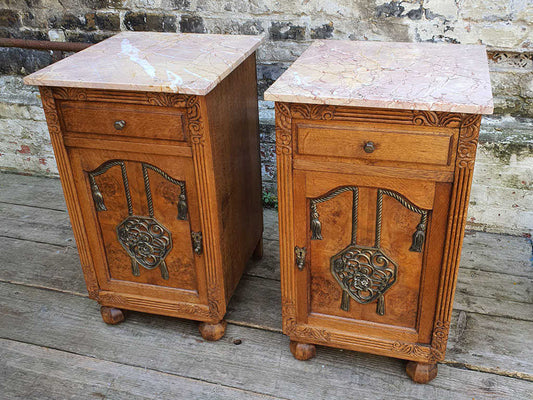 マーブルトップベッドサイドキャビネット