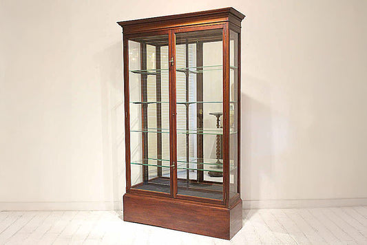 ショップキャビネット