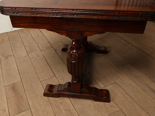 ドローリーフテーブル