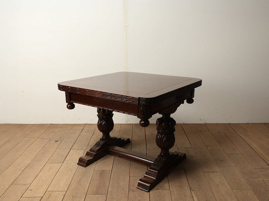 ドローリーフテーブル