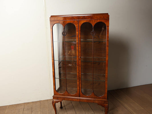 Q/Aディスプレイキャビネット