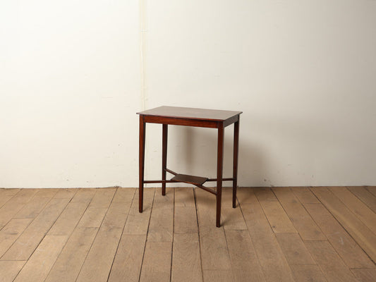 エドウォーディアンインレイサイドテーブル