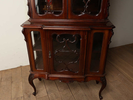 チッペンデールディスプレイキャビネット