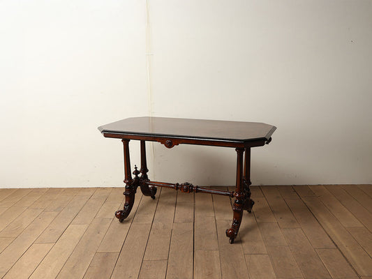 ヴィクトリアンサイドテーブル