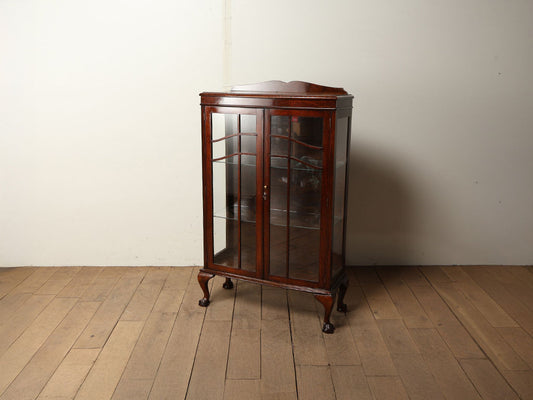 チャイナキャビネット