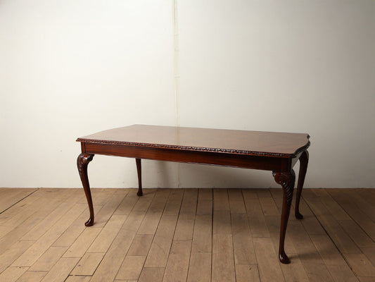 Q/Aリフェクトリーテーブル