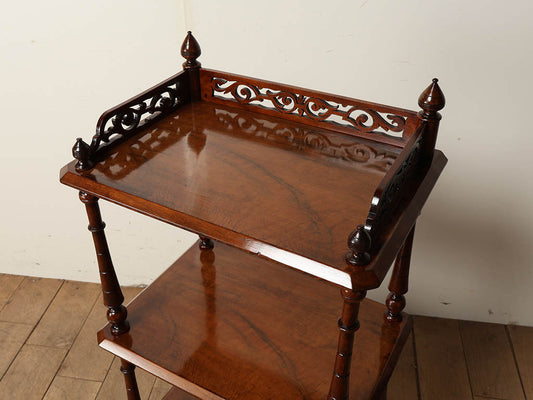 ヴィクトリアンシェルフ