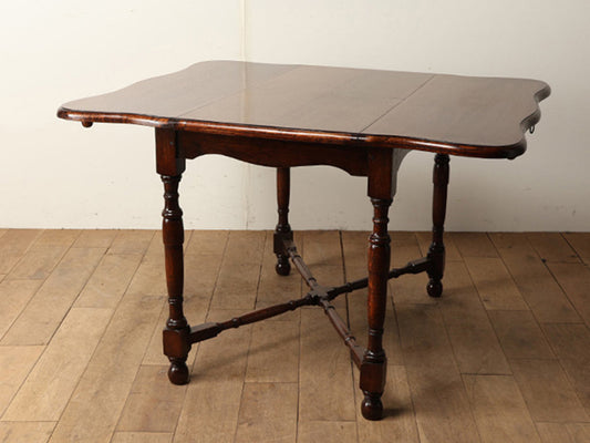 サプライズドテーブル