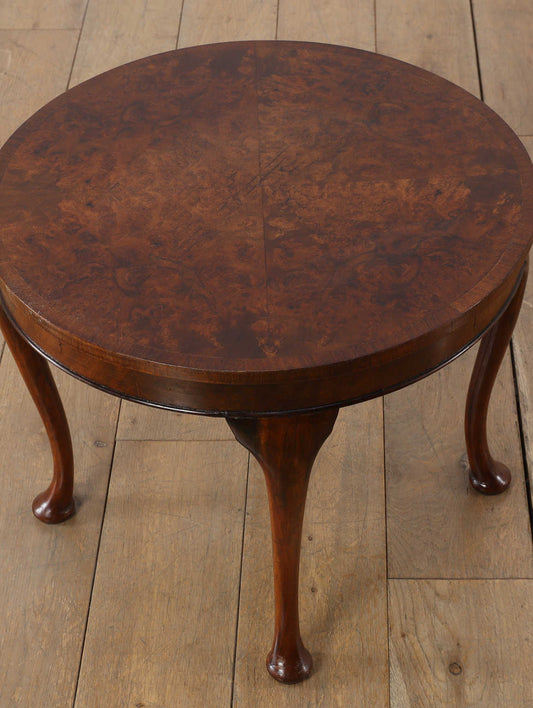 Q/Aコーヒーテーブル