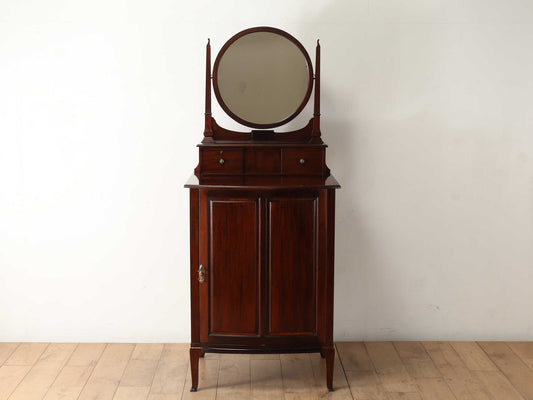 ドレッシングカップボード