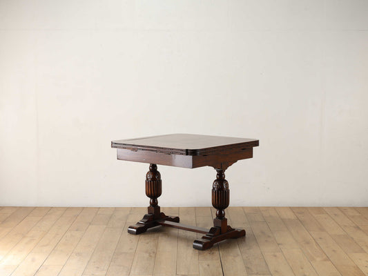 ドローリーフテーブル