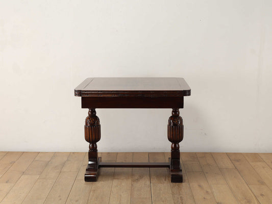 ドローリーフテーブル