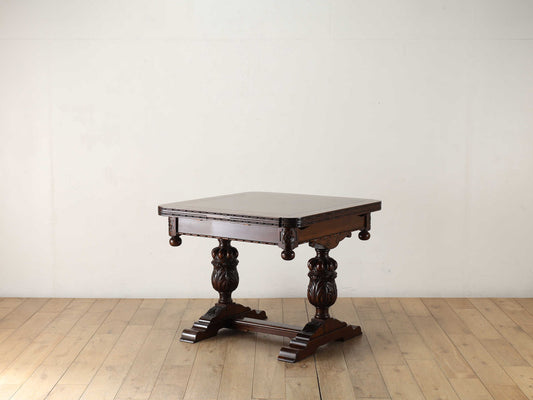 ドローリーフテーブル