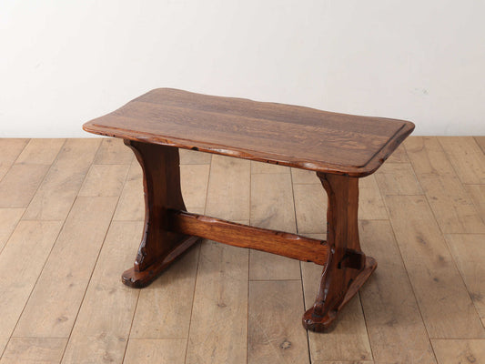 コーヒーテーブル