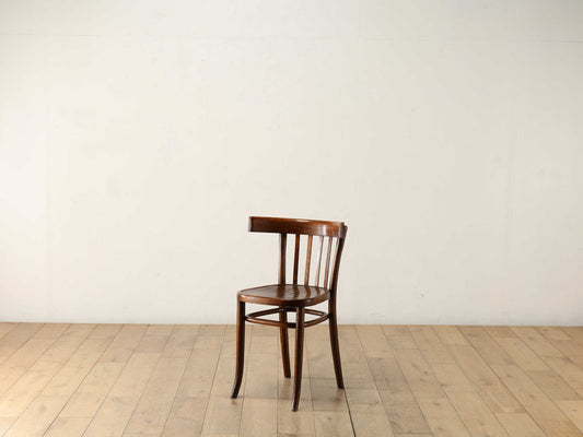 ベントウッドチェア カフェ