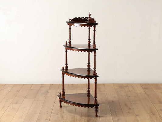 ヴィクトリアンコーナーシェルフ