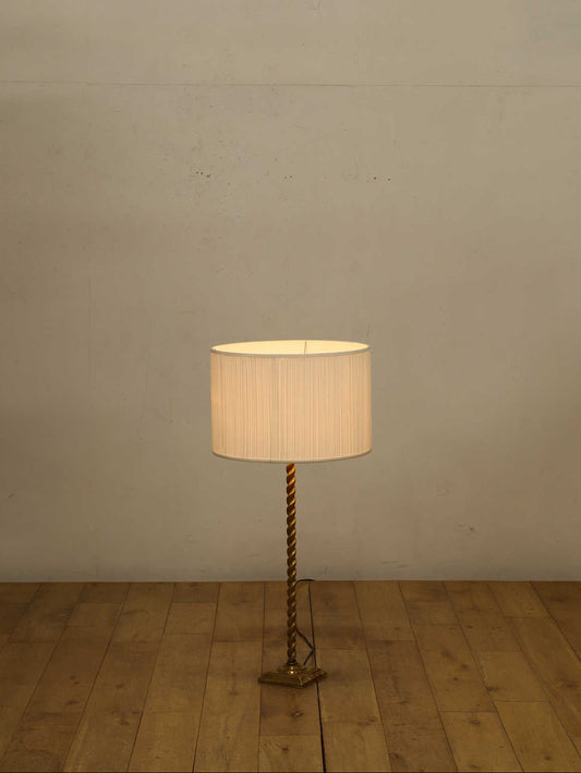 ブラスラージテーブルランプ