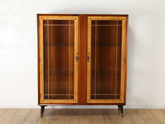 ディスプレイキャビネット