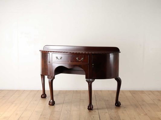 B&Cサイドボード