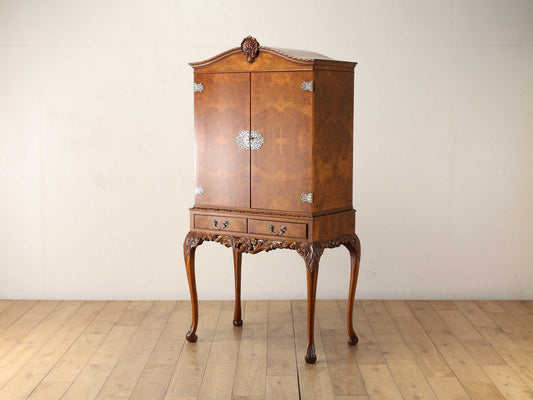 カクテルキャビネット