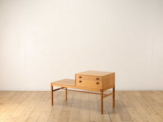 テレフォンベンチ