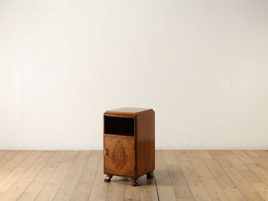 デコベッドサイドキャビネット