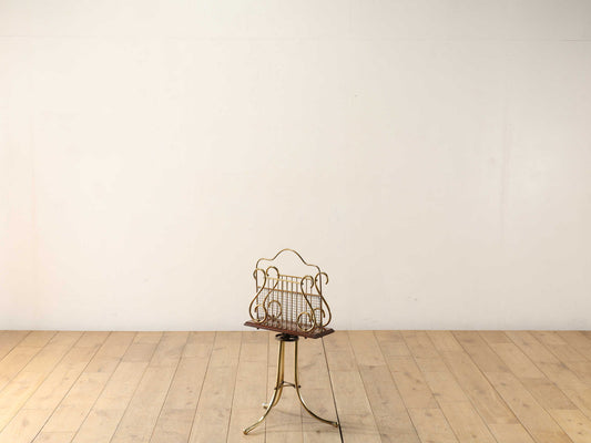 メタルペーパーラックスタンド