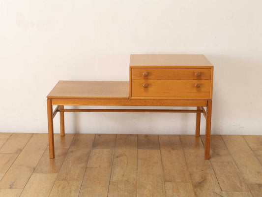 テレフォンベンチ