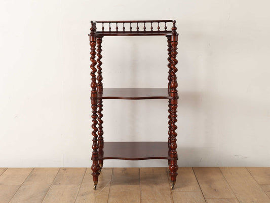 ヴィクトリアンシェルフ