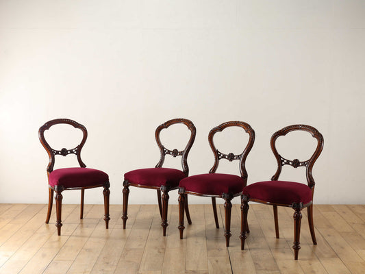 バルーンバックチェア