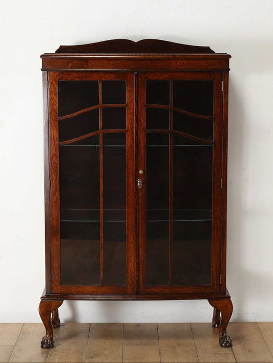 チャイナキャビネット