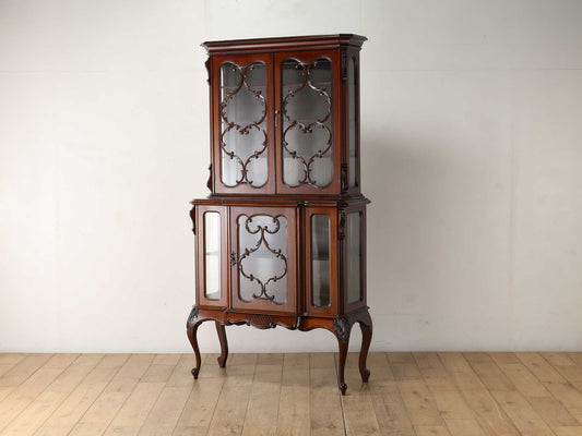 チッペンデールディスプレイキャビネット