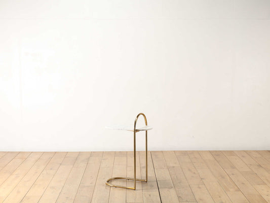 マーブルトップサイドテーブル