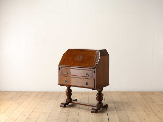 デコビューロー