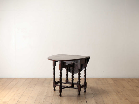 ゲートレッグテーブル