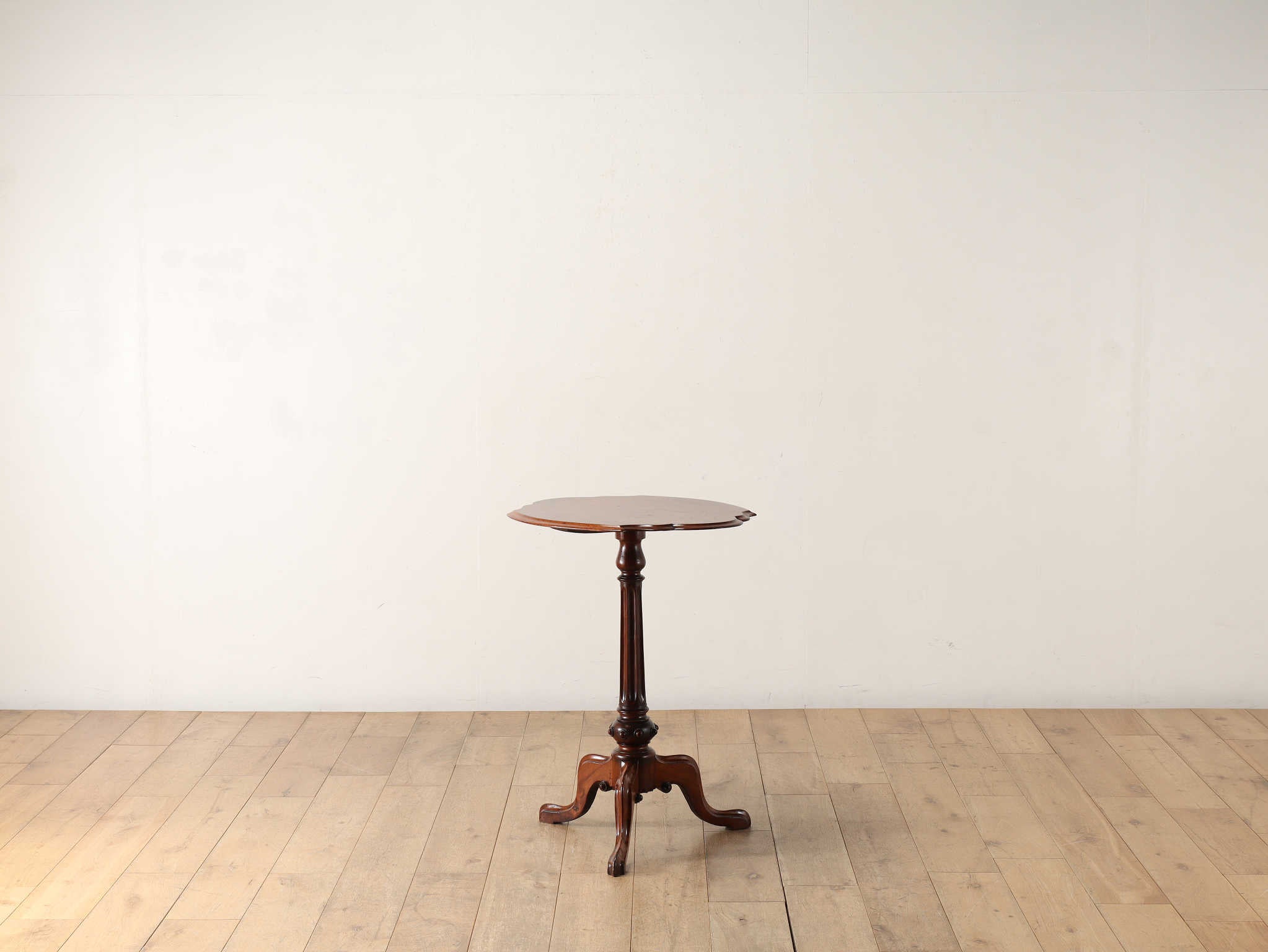 ワインテーブル | ロイズ・アンティークス | ヨーロッパのアンティーク