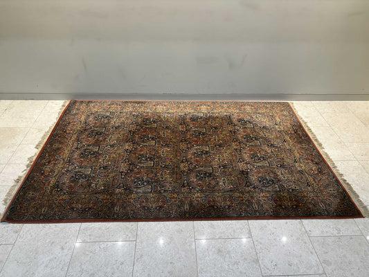 トライバルラグ