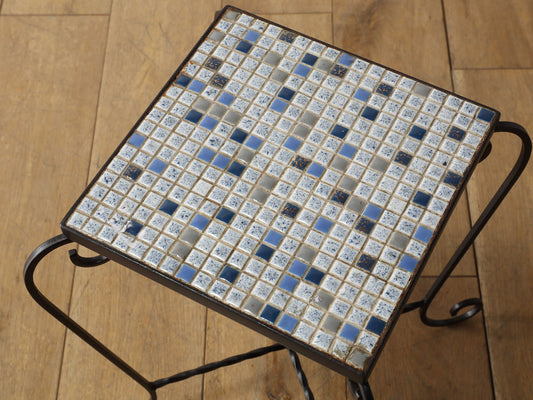 タイルトップサイドテーブル