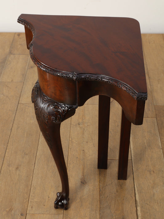 コーナーテーブル