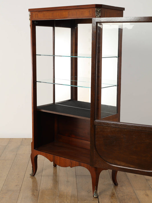 フレンチキャビネット