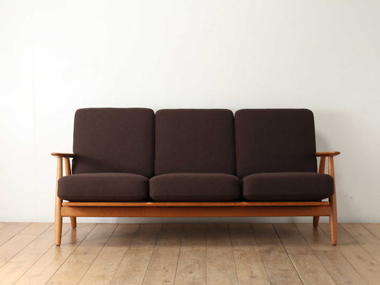 HANS J. WEGNER 3シーターソファ GE240