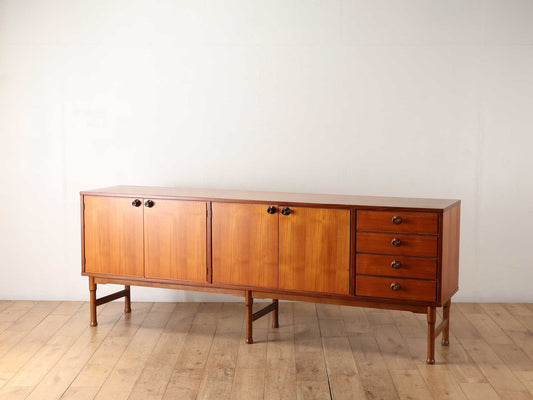 イタリアンサイドボード