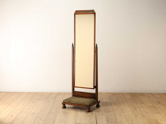 シュバルミラー